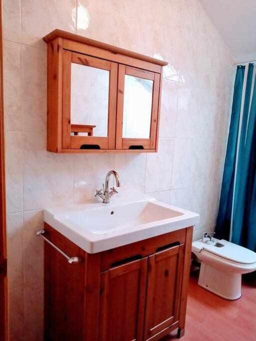 하카 Precioso Atico Con Bonitas Vistas A La Pena Oroel 아파트 외부 사진